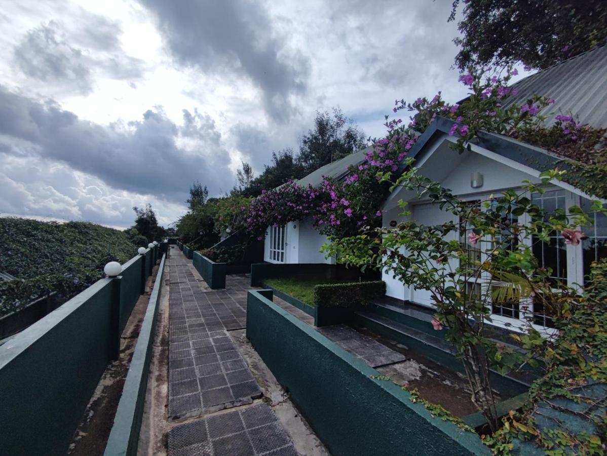 Munnar Tea Hills Resort - Mthr Екстер'єр фото