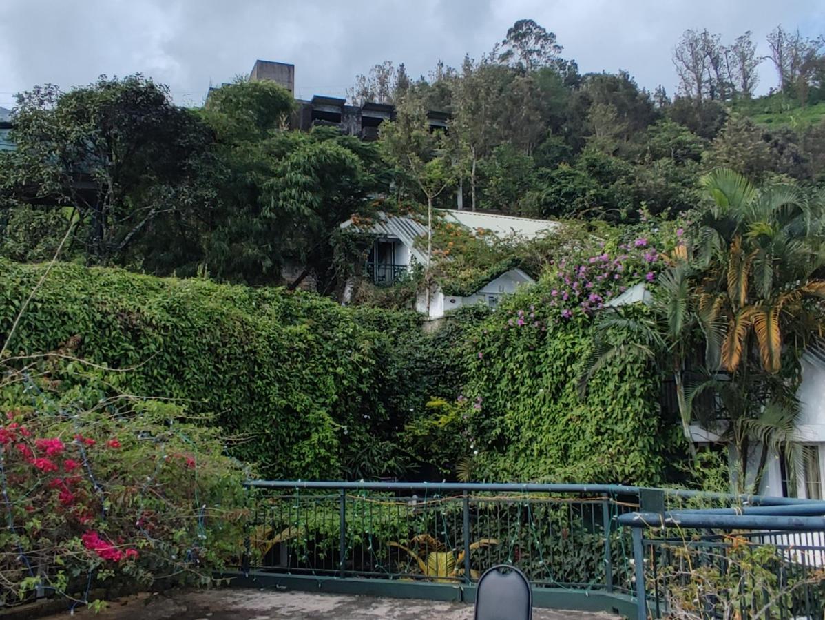 Munnar Tea Hills Resort - Mthr Екстер'єр фото